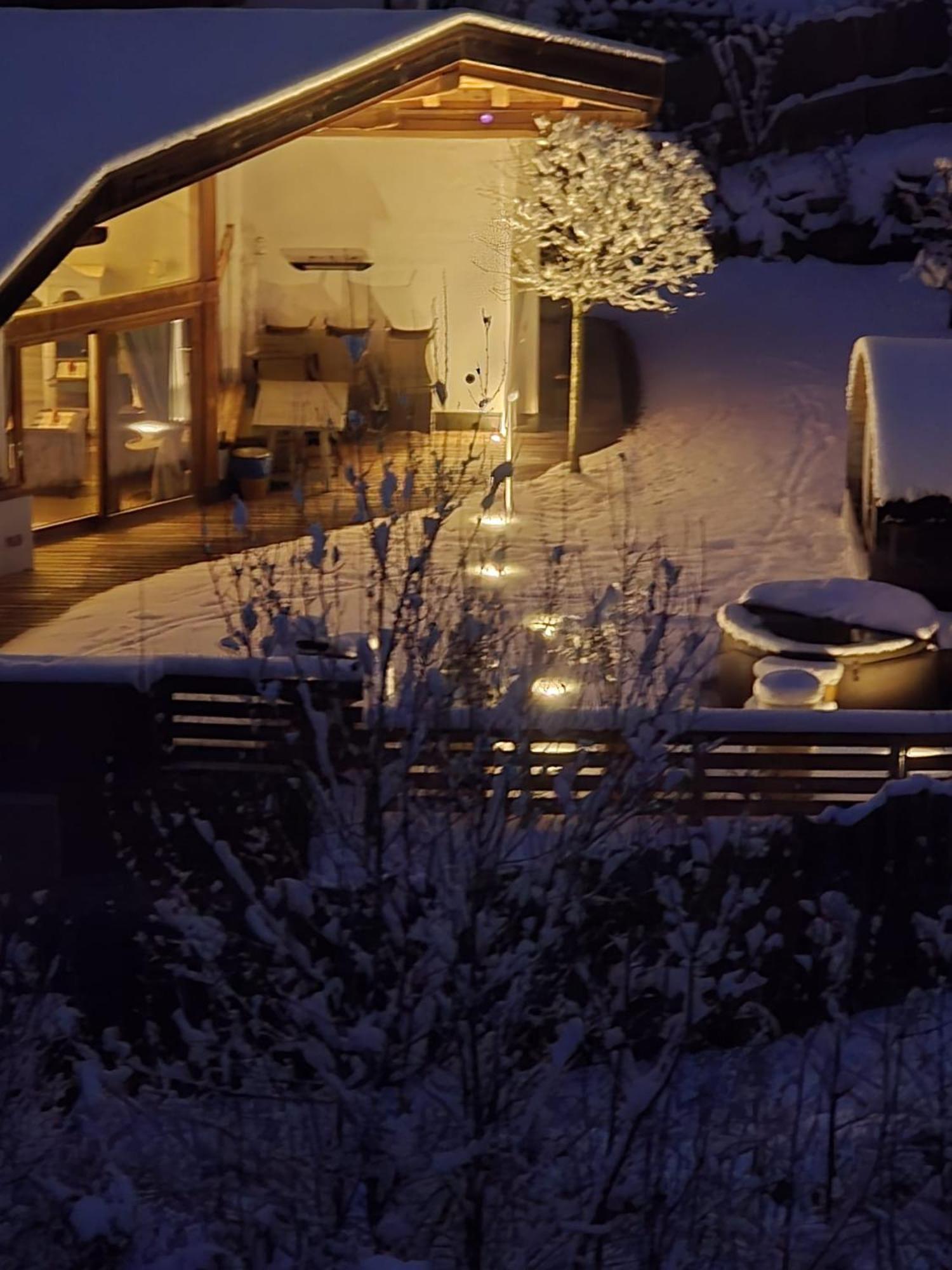Chaletserlesblicktirol มีเดอร์ส ภายนอก รูปภาพ