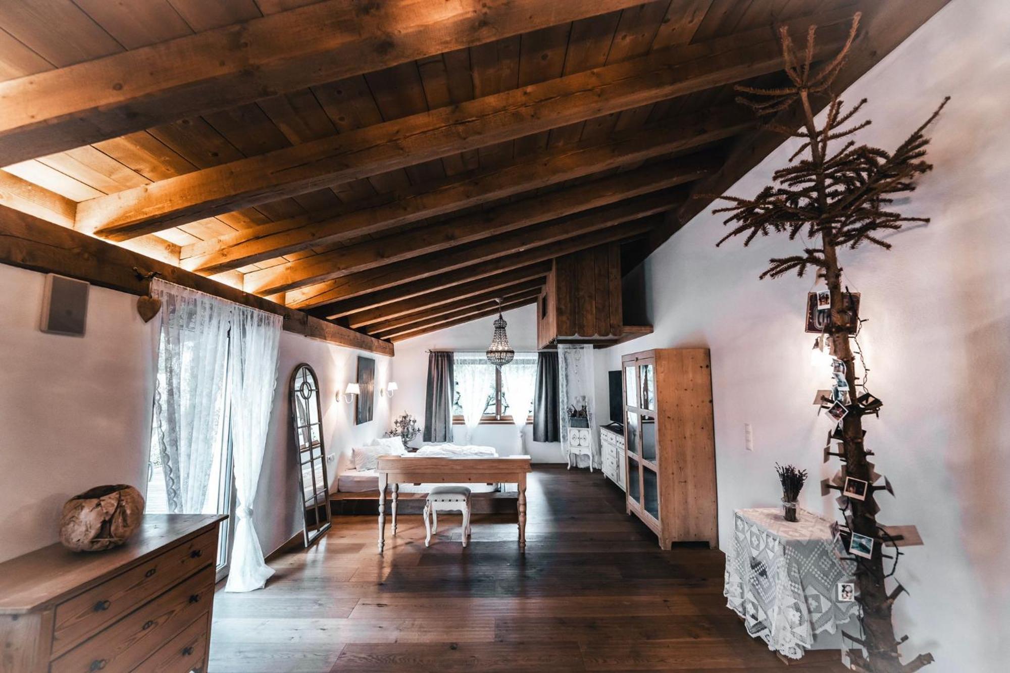Chaletserlesblicktirol มีเดอร์ส ภายนอก รูปภาพ